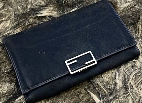 dompet fendi original.